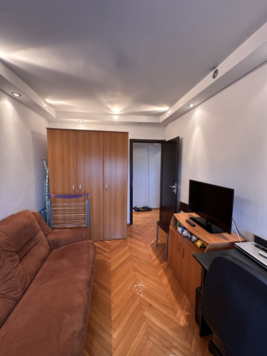 Apartament decomandat 4 camere -EDEN