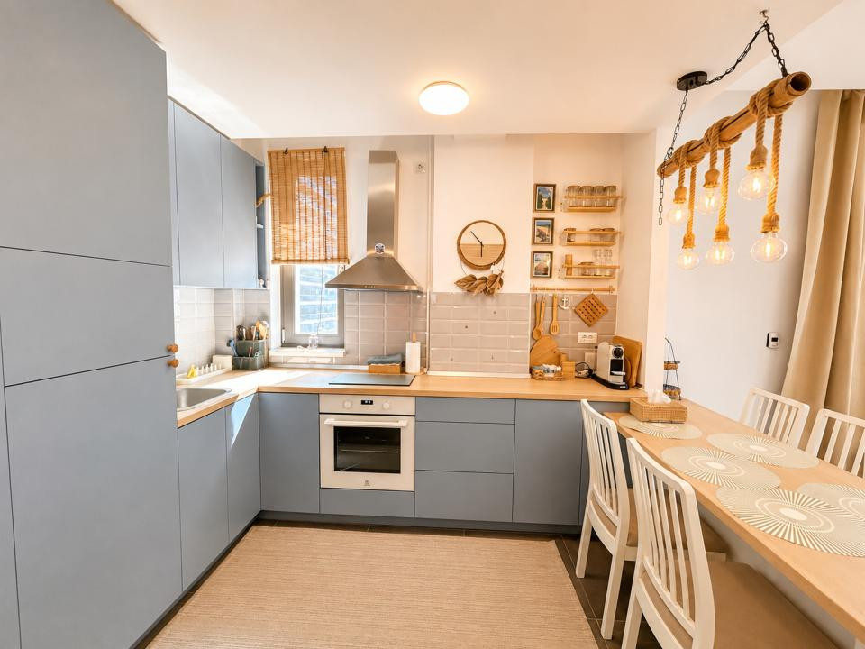 Apartament 2 camere | Onix Blue | La 50 m de plajă | Parcare privata