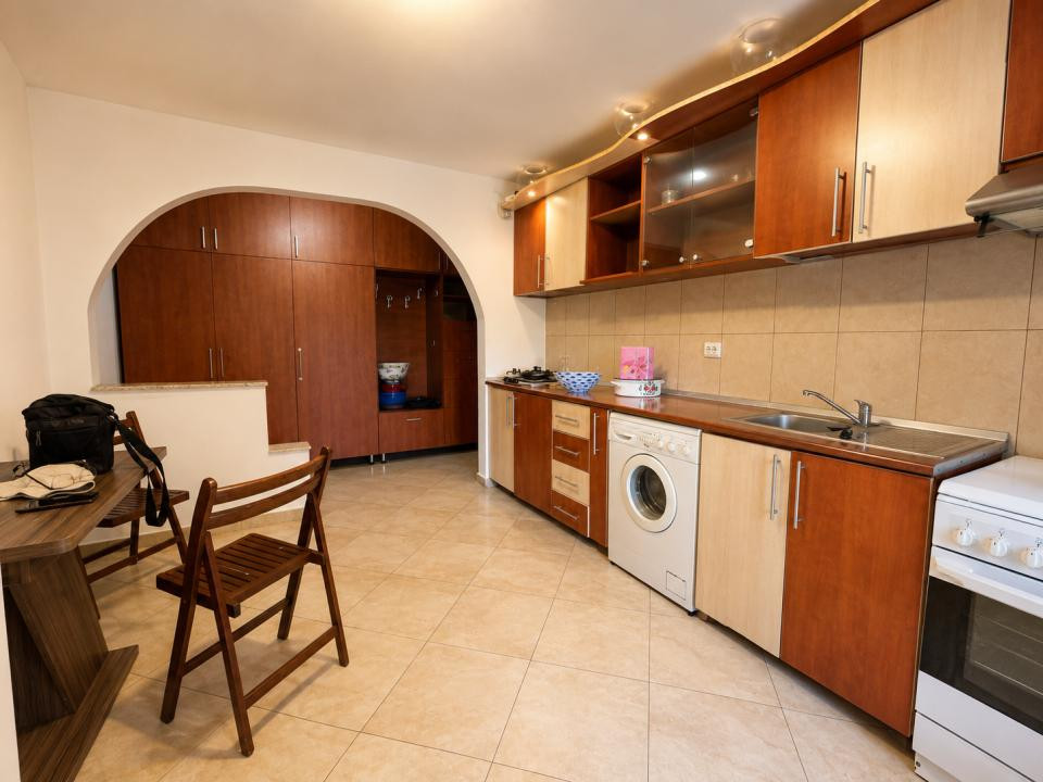Apartament cu 4 camere decomandat | Zona Gara–BCR | 99 mp | 2 băi și 2 bal