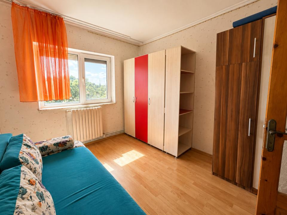 Apartament cu 4 camere decomandat | Zona Gara–BCR | 99 mp | 2 băi și 2 bal