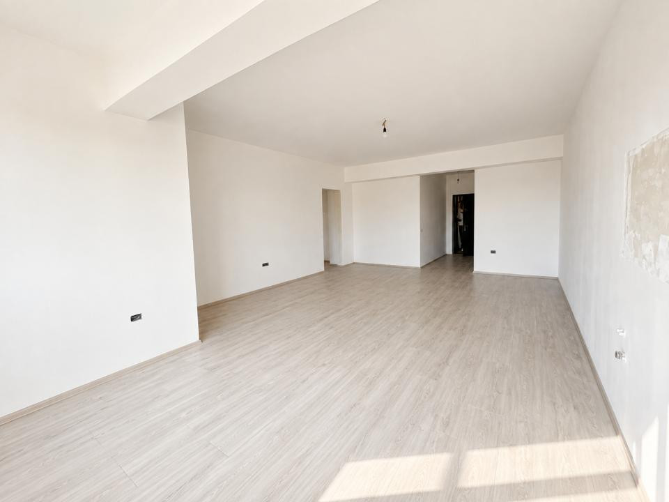 Compozitori | 3 camere | 2 bai