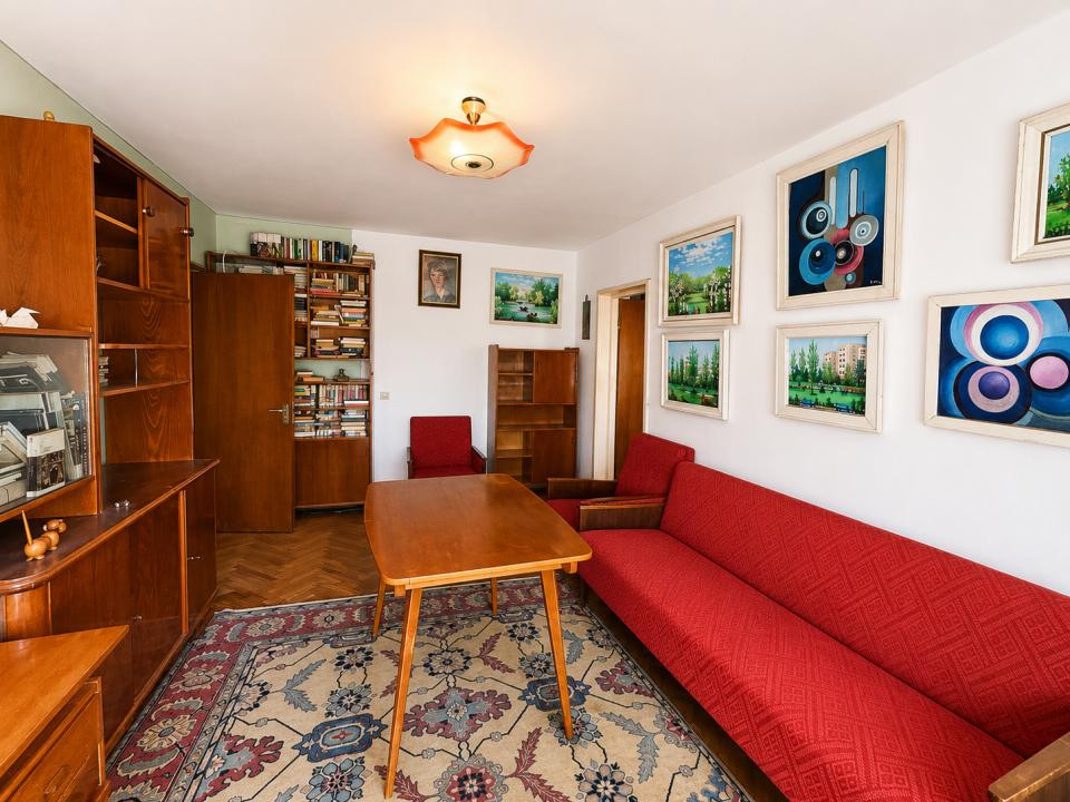 Apartament 3 camere | Garaj | Etaj 1 | zona Tomis Mall 
