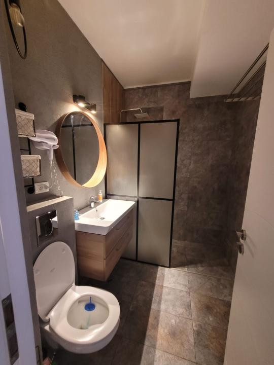 Studio |  Etaj 7 | Piscina | Stefan Building | zona Azimuth