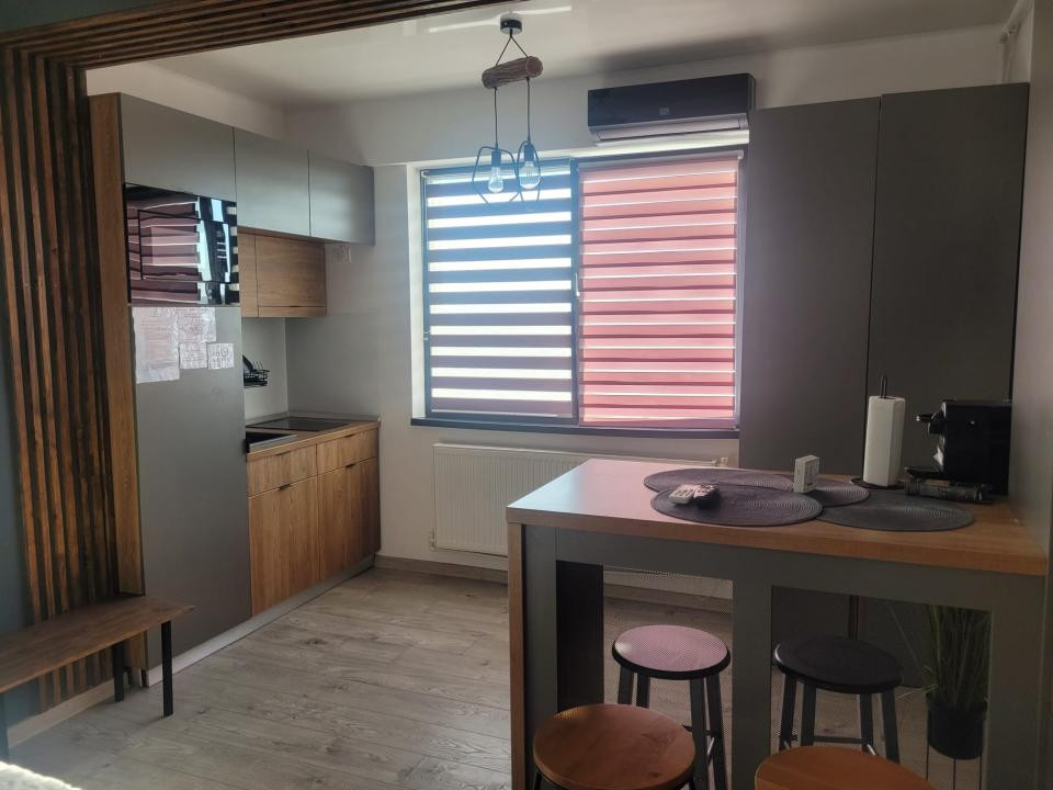 Studio |  Etaj 7 | Piscina | Stefan Building | zona Azimuth