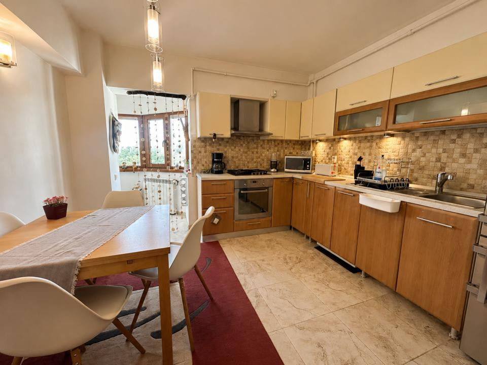 Apartament 2 camere | Decomandat | Parcare | Tomis II - zona Spital