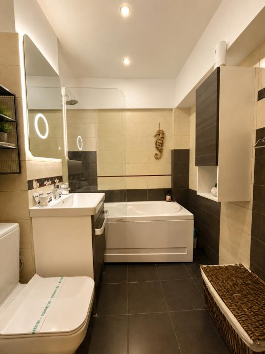 Apartament 2 camere | Decomandat | Parcare | Tomis II - zona Spital