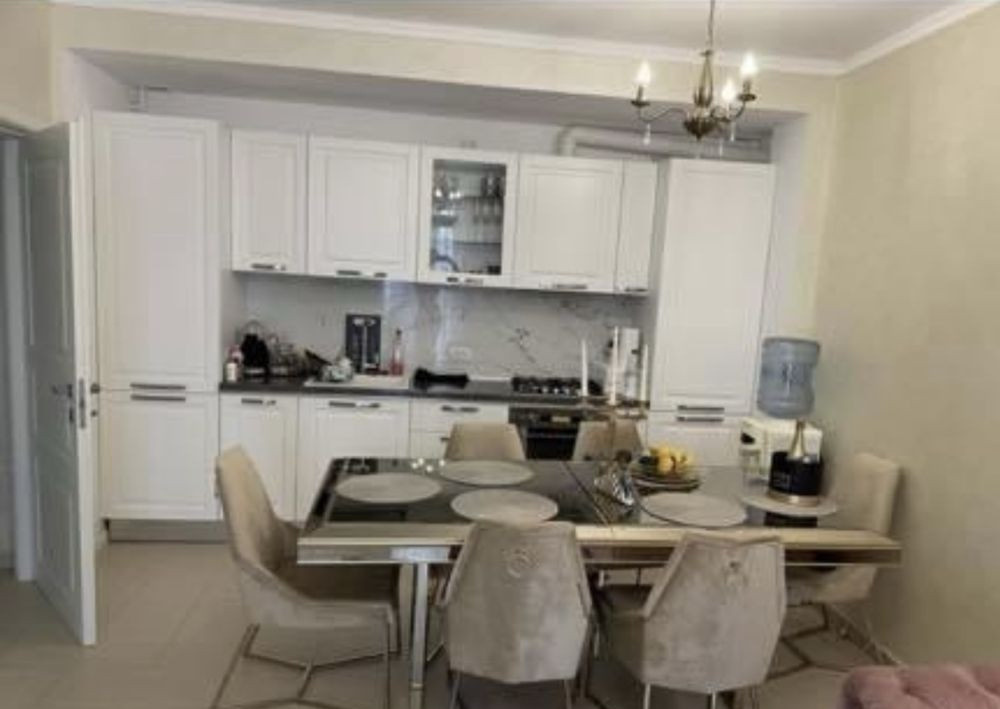 Apartament 3 camere + dressing | Complet mobilat și utilat | Loc de parcare incl