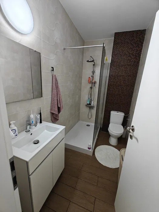 Apartament 3 camere | Vedere panoramica | 2 băi | Parcare acoperită | zona Vivo 