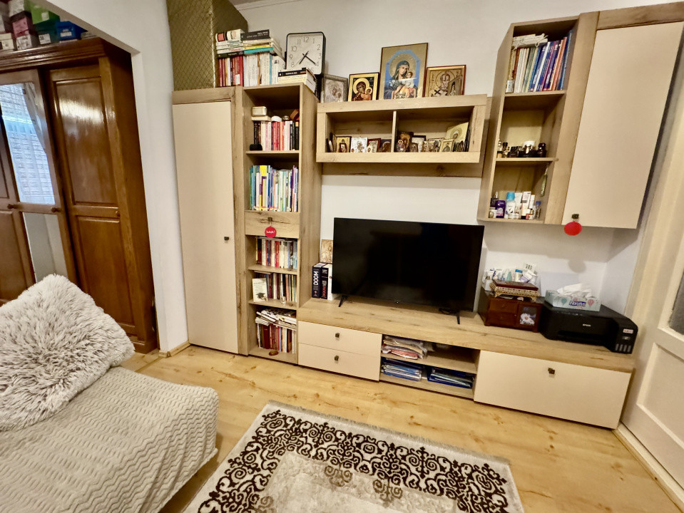 Garsonieră spațioasă 35 mp | Compartimentată inteligent 