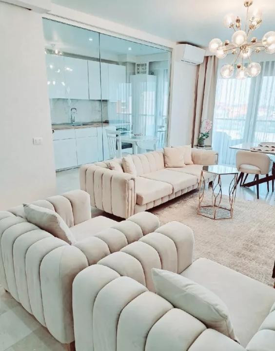 Tomis Plus | 3 camere | 2 bai | Vedere catre mare