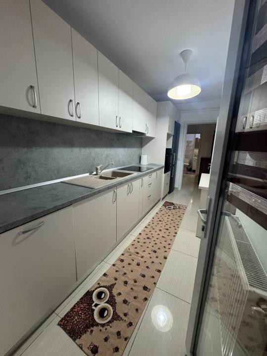 Bratianu | 3 camere | 2 bai | Parcare | Termen lung