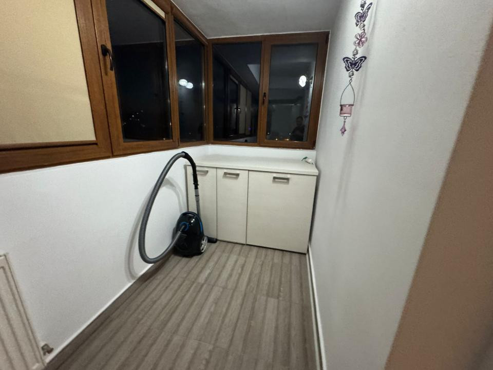 Bratianu | 3 camere | 2 bai | Parcare | Termen lung