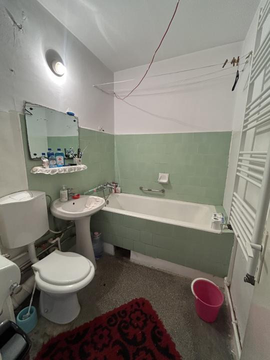 Apartament 2 camere semidecomandat 48 mp in zona City Mall Tomis 3