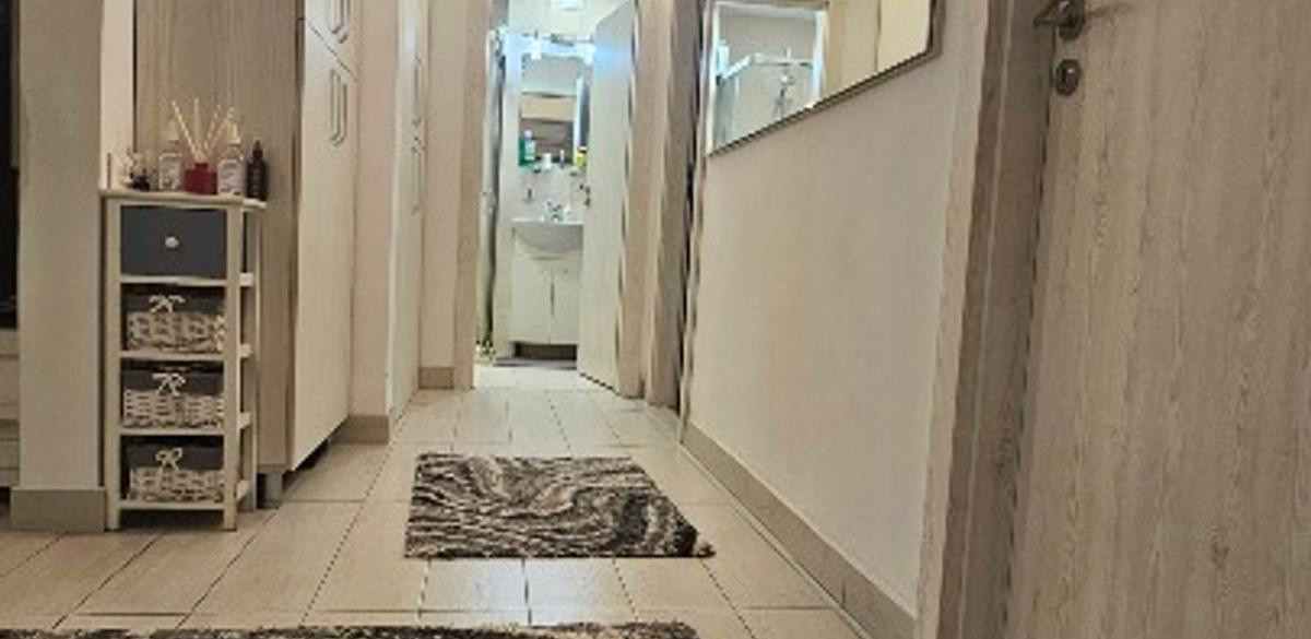 Apartament 4 camere |  Dacia | Etaj 1  | Parcare
