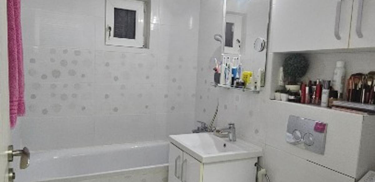 Apartament 4 camere |  Dacia | Etaj 1  | Parcare