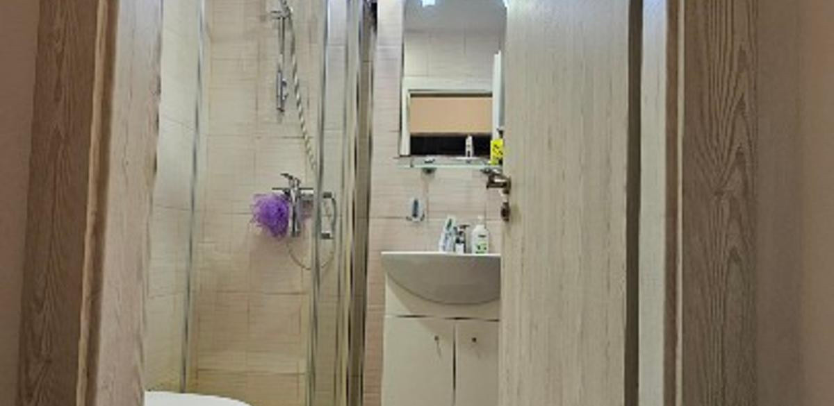 Apartament 4 camere |  Dacia | Etaj 1  | Parcare