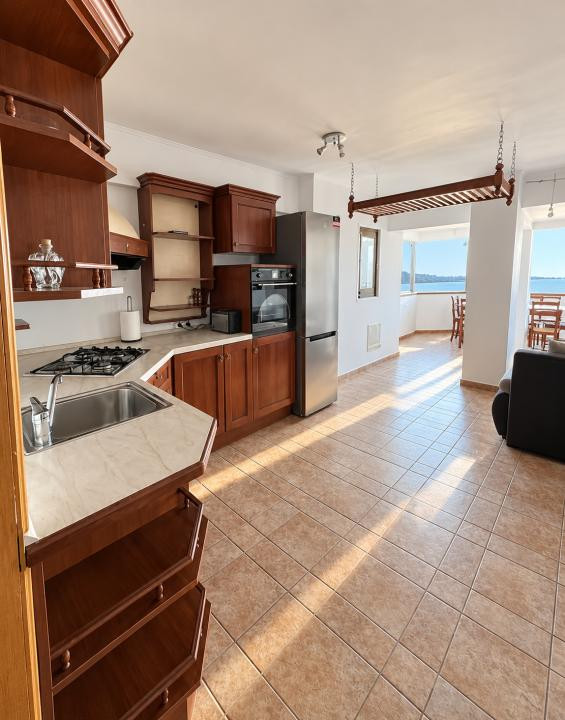 3 camere | Faleza Nord | Vedere către mare