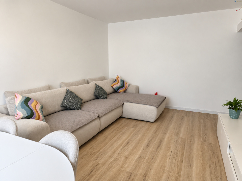 Tomis III  |  Apartament 3 camere  |  Renovat 