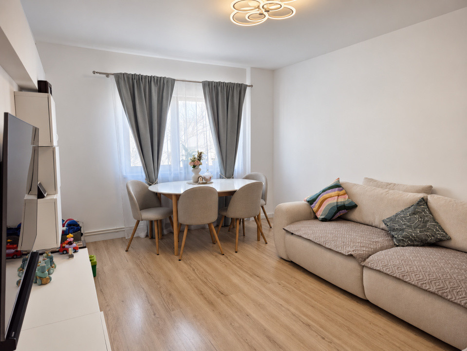 Tomis III  |  Apartament 3 camere  |  Renovat 