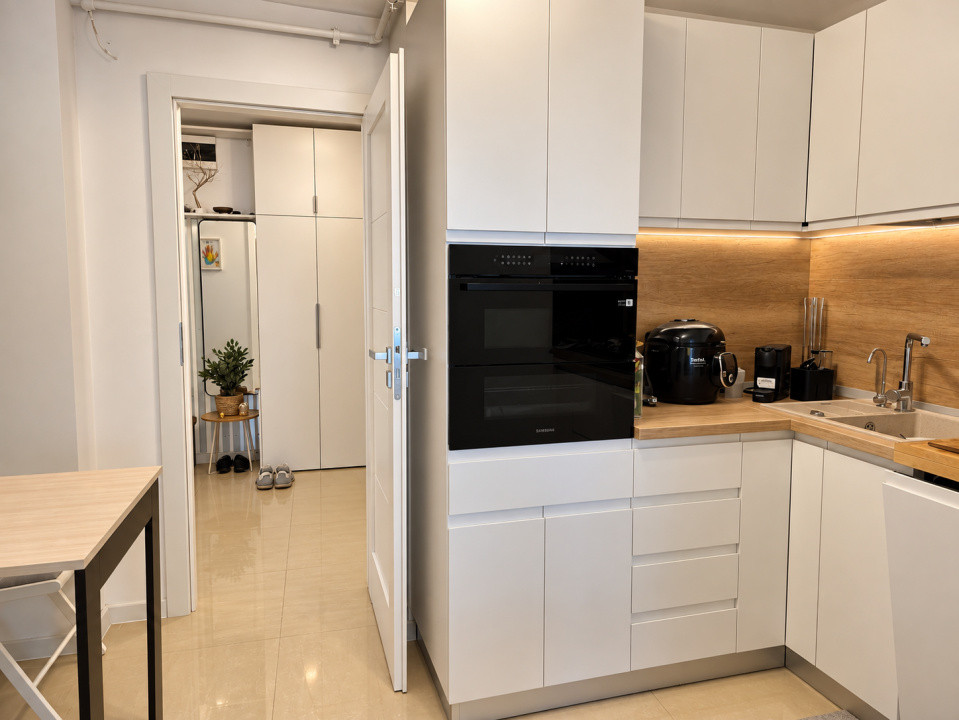 Tomis III  |  Apartament 3 camere  |  Renovat 