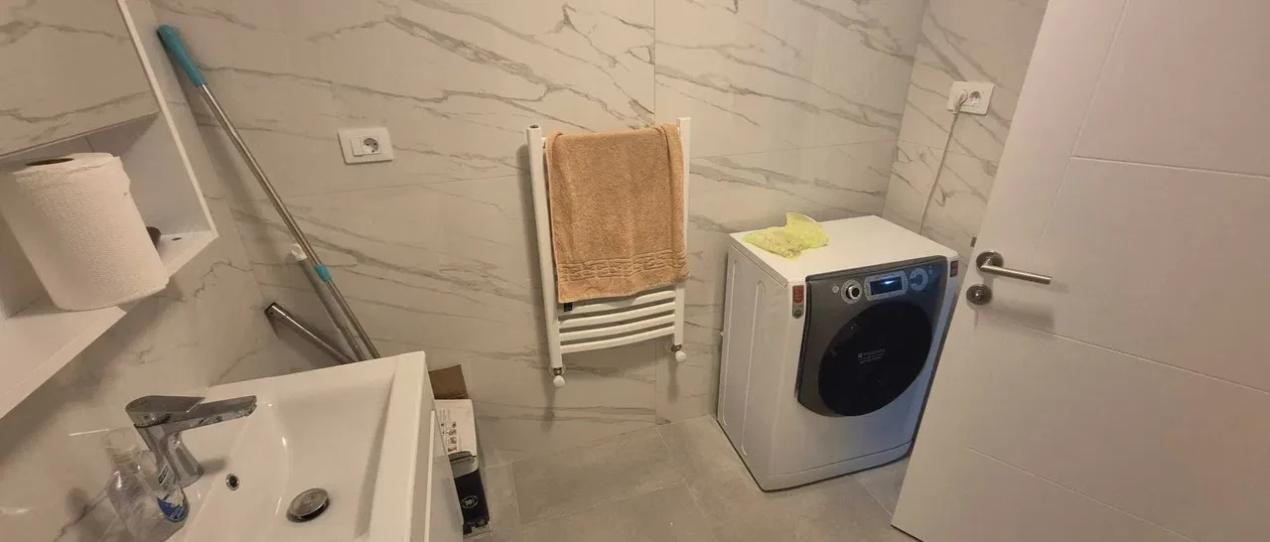 Apartament 2 camere | prima închiriere | bloc nou | parcare inclusă | Energia