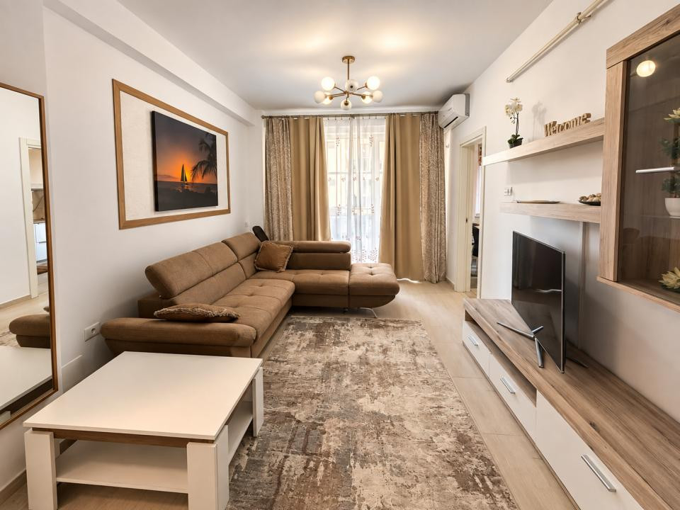 Apartament 2 camere | Astoria | Decomandat | Aproape de plaja