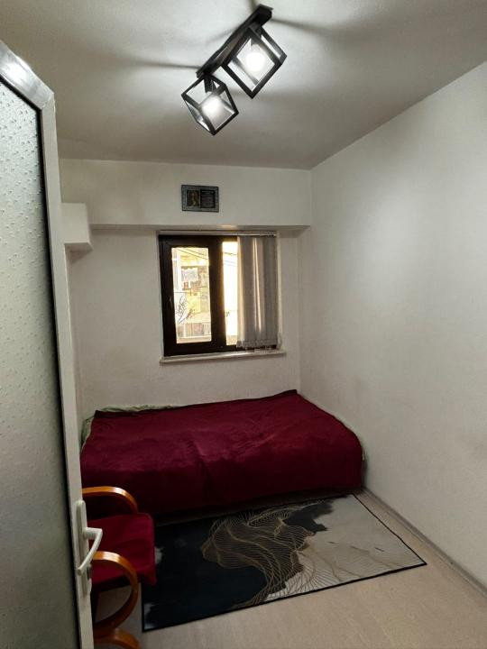 Apartament 4 camere decomandat | Trocadero 