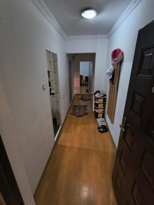 Apartament 4 camere decomandat | Trocadero 
