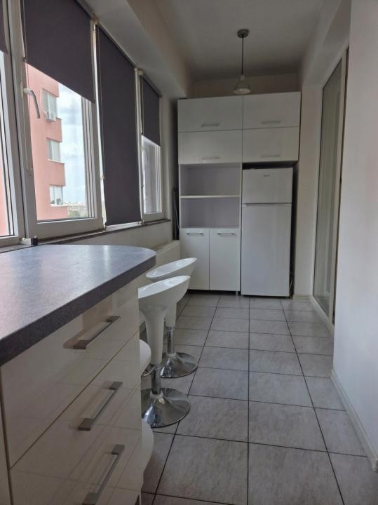 Apartament 2 camere renovat recent, cu parcare privată – zona Euromaterna