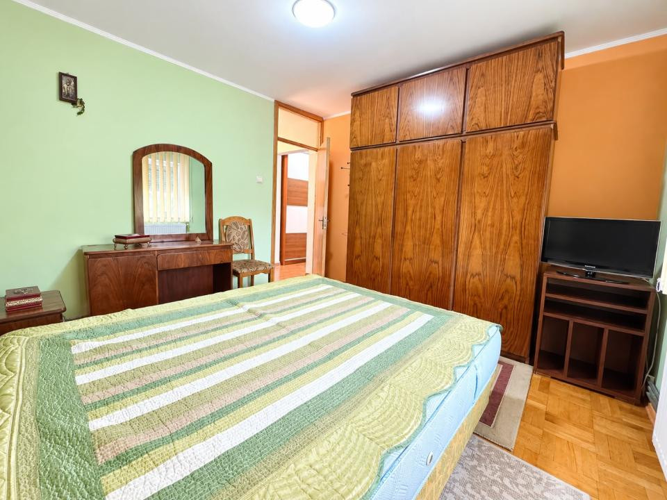 Apartament 3 camere | zona Dacia | Decomandat  | Parcare |Comision 0% cumpărător