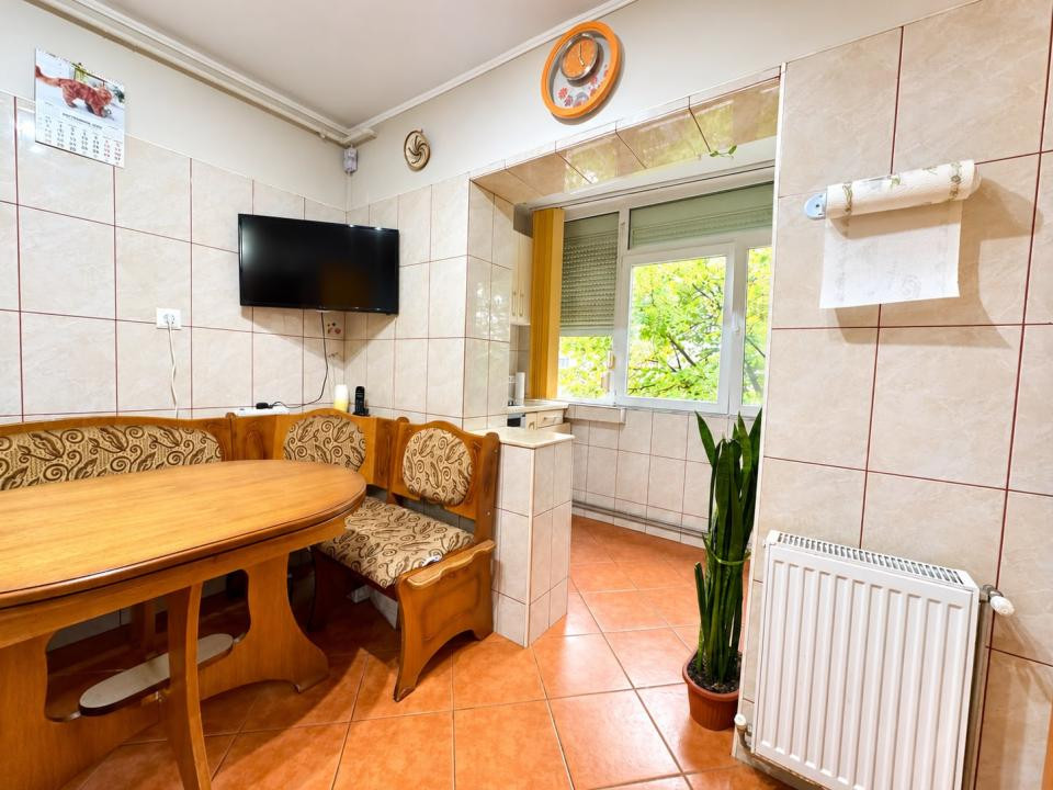 Apartament 3 camere | zona Dacia | Decomandat  | Parcare |Comision 0% cumpărător