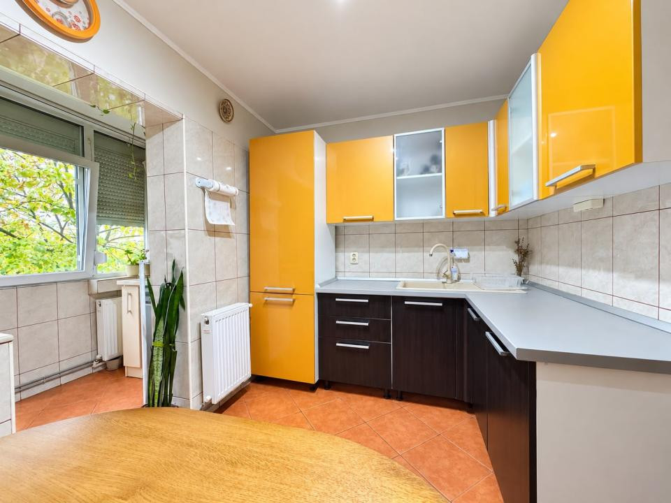 Apartament 3 camere | zona Dacia | Decomandat  | Parcare |Comision 0% cumpărător