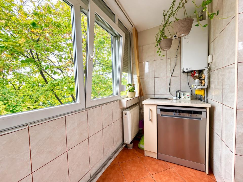 Apartament 3 camere | zona Dacia | Decomandat  | Parcare |Comision 0% cumpărător