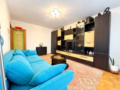Apartament 3 camere | zona Dacia | Decomandat  | Parcare |Comision 0% cumpărător