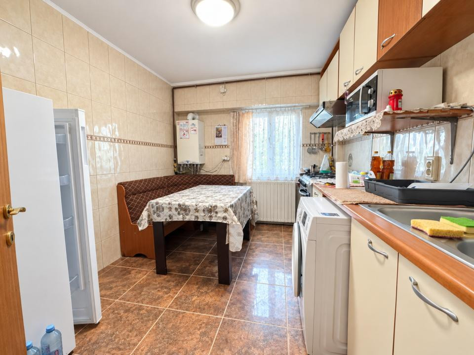 Apartament 3 camere |Decomandat | Dacia  | Parter