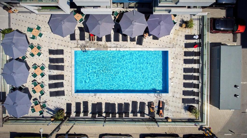Apartament 2 camere | Alezzi Nord10 | Piscină exterioară 