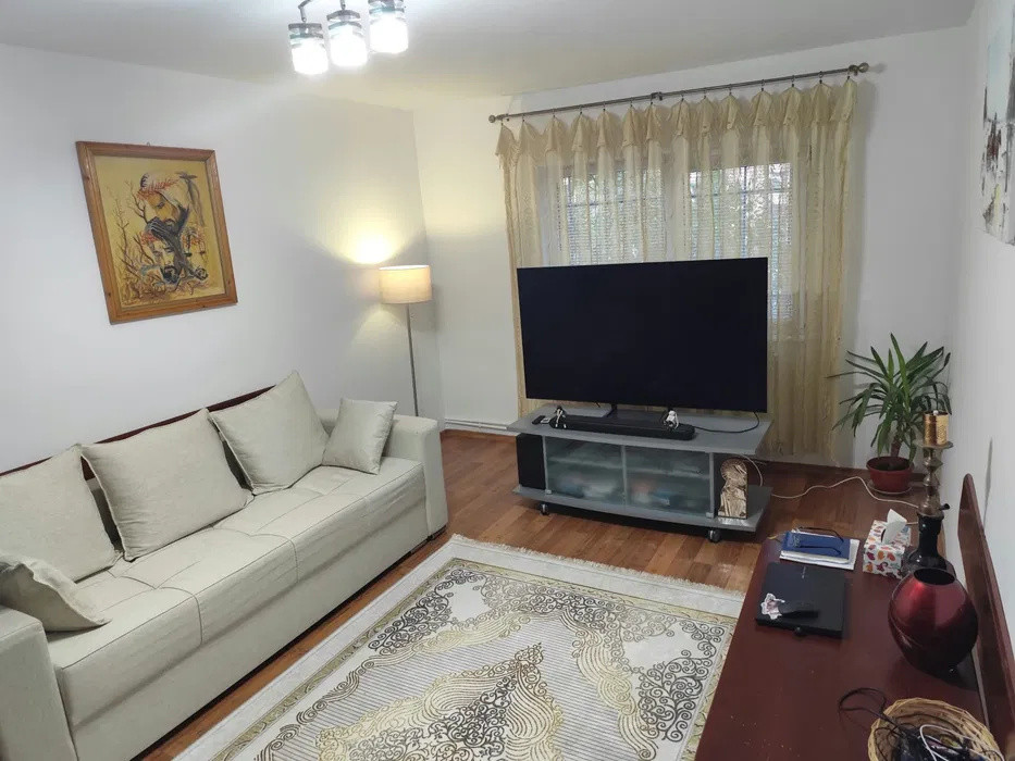 Apartament 2 camere  | B.P Hasdeu | Parter înalt | Centrală proprie