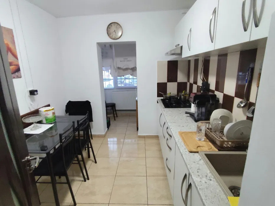 Apartament 2 camere  | B.P Hasdeu | Parter înalt | Centrală proprie