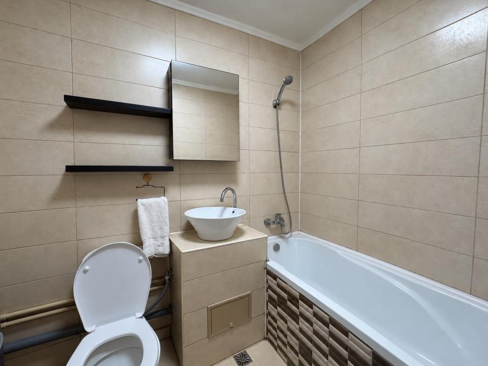 Apartament 2 camere decomandat | Trocadero | Balcon | Centrală proprie