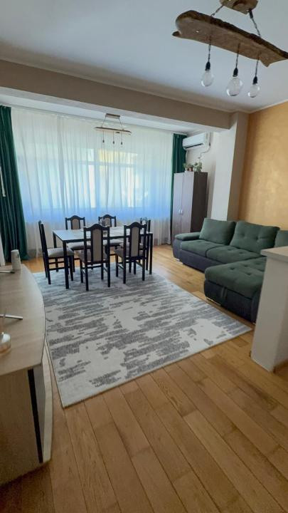 Apartament cu 3 camere | Bulevardul Mamaia 469 | Parcare inclusa