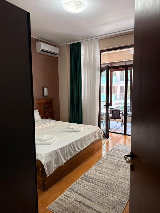 Apartament cu 3 camere | Bulevardul Mamaia 469 | Parcare inclusa