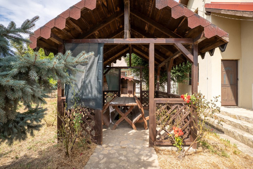  2 vile individuale cu foișor și grădină  | 740 mp teren | Mamaia-Sat
