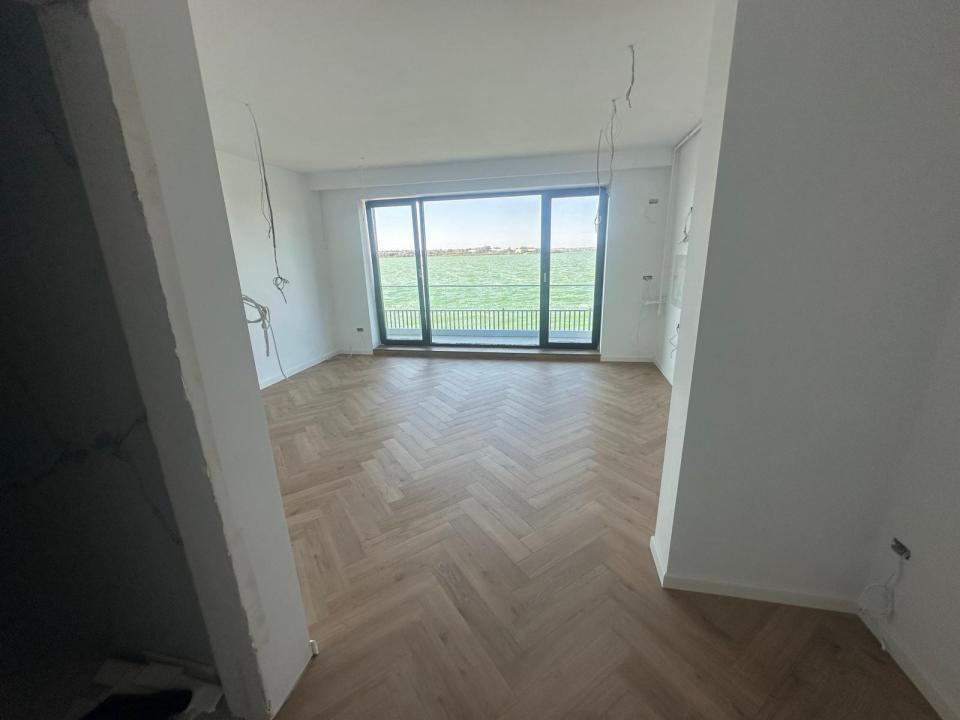 Apartament 3 camere | Lake On | Vedere frontală spre lac | 92,4 mp