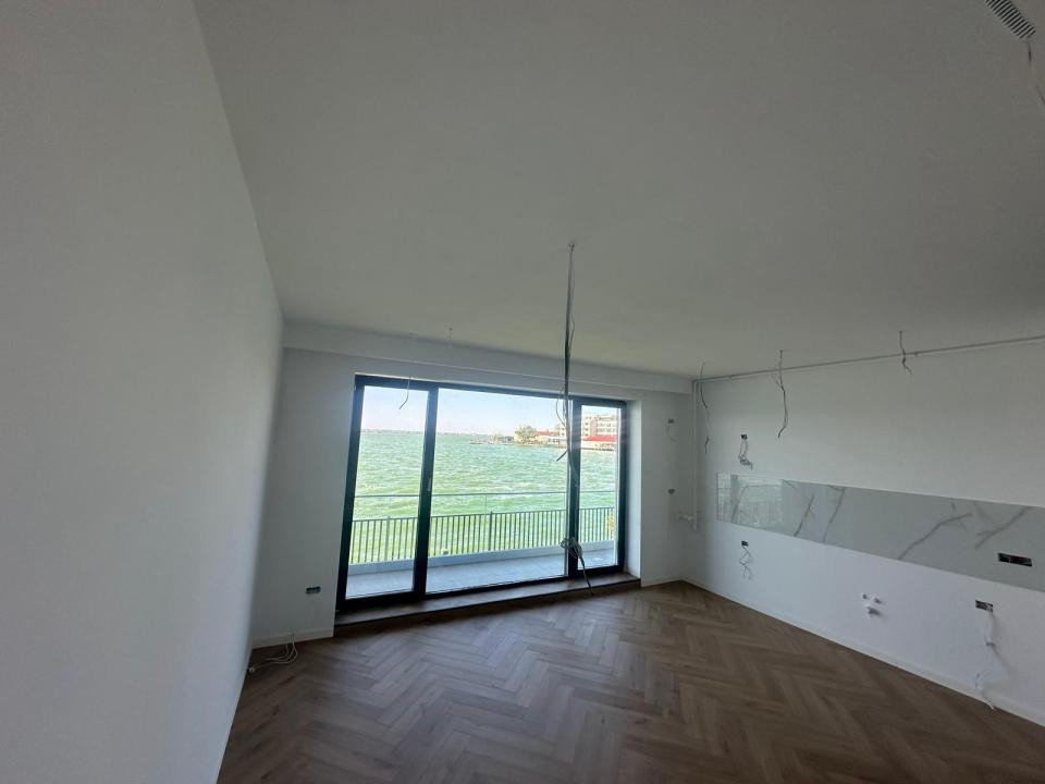 Apartament 3 camere | Lake On | Vedere frontală spre lac | 92,4 mp