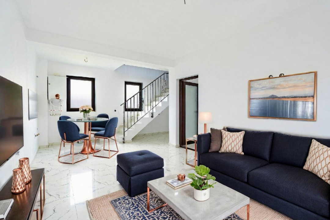 Casa moderna P+1 | 4 camere | Centru | Navodari
