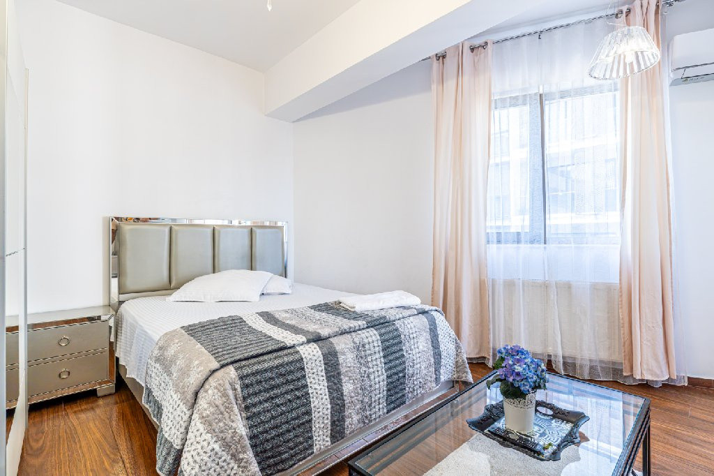 Studio decomandat | Twin Residence | Vedere spre mare 
