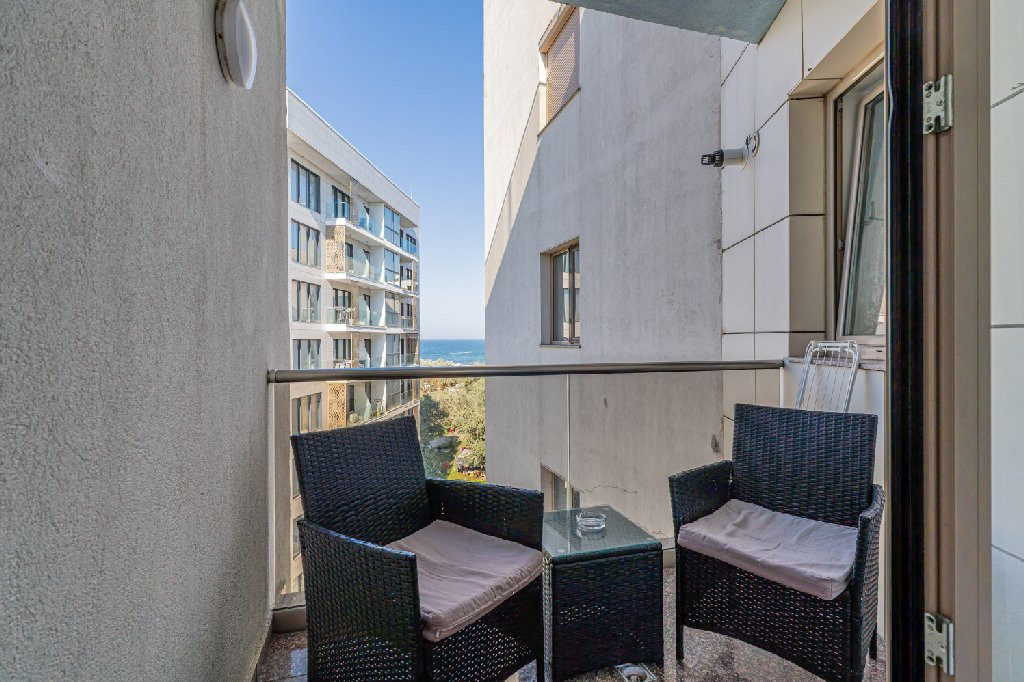 Studio decomandat | Twin Residence | Vedere spre mare 