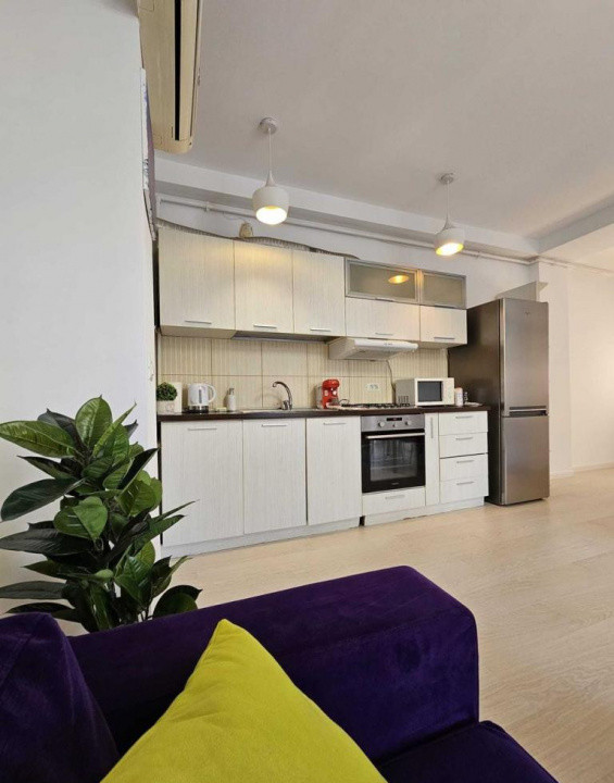 Apartament 3 camere - Faleză Nord