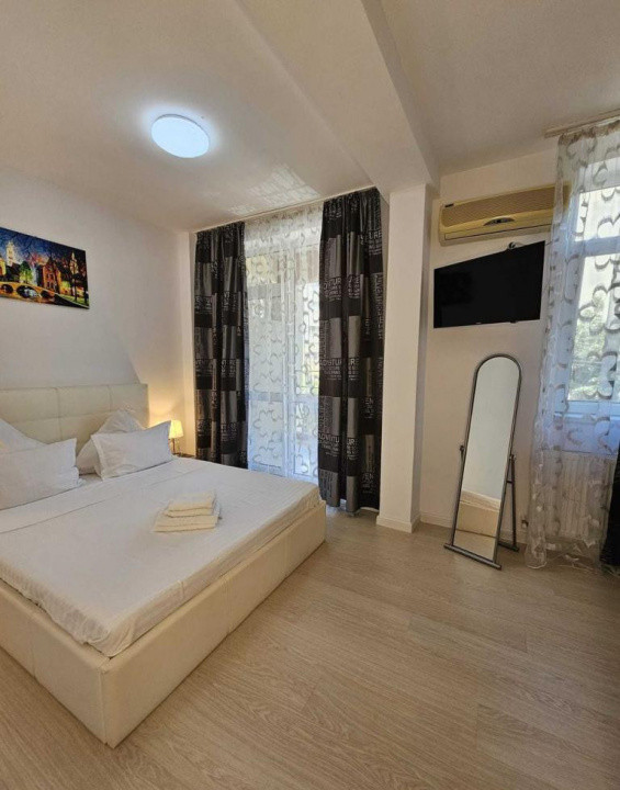Apartament 3 camere - Faleză Nord
