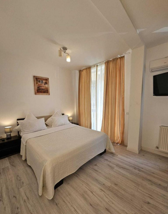 Apartament 3 camere - Faleză Nord